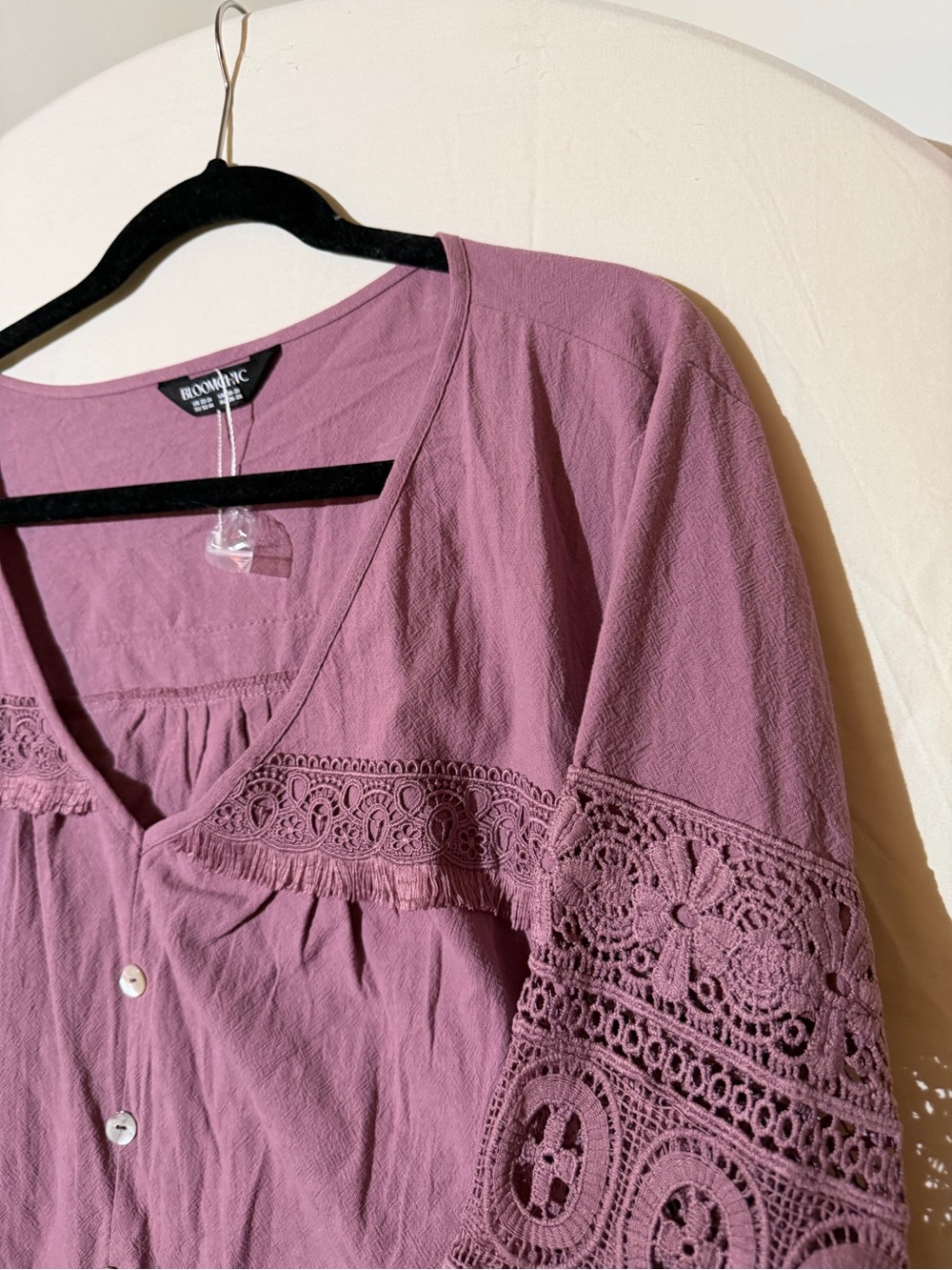 BloomChic Mauve Button-Front Lace Sleeve Blouse - Picture 2 of 4